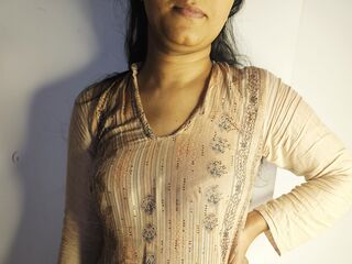 livecam RubbynaKhan