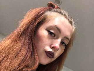 camgirl fingering pussy RubiRousen