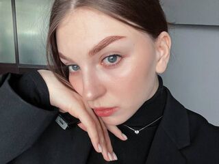 camwhore masturbating SabrinaMoun
