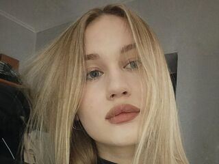 camslut SadieTandon