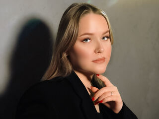 voyeur cam SallySavage