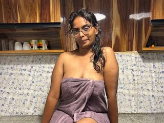 free adult cam SanjuSanjana