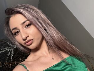 shaved pussy cam SerayaRose