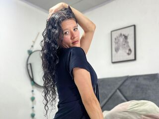 free live chatroom SereneBerkles