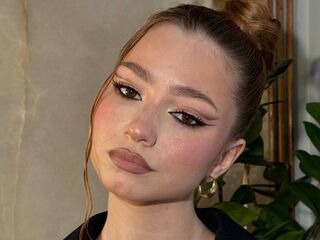 mastubating web cam girl SeyolaHilgerst