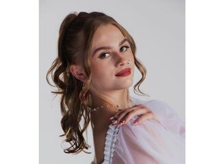 camgirl fingering shaved pussy SharriLangolf