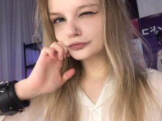 free nude live show ShelyMilan