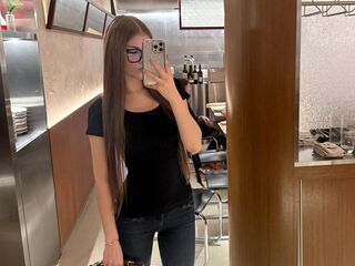 naughty camgirl masturbating with dildo SidneyCape