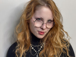 chat room photo SofiaDyson