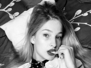 naked camgirl SofiaRoud