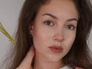 naked girl with webcam masturbating StarrAgustine