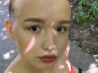 girl webcam naked SusannahBuffalo