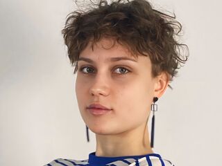 cam chatroom TheolaTunison