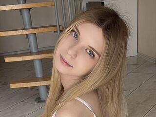 cam girl ThoraBeskom