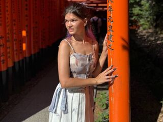 beautiful cam girl ThuAllin