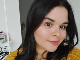 camslut showing tits ZamantaPalmer