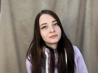 naked webcam girl fingering ZeldaDarlington